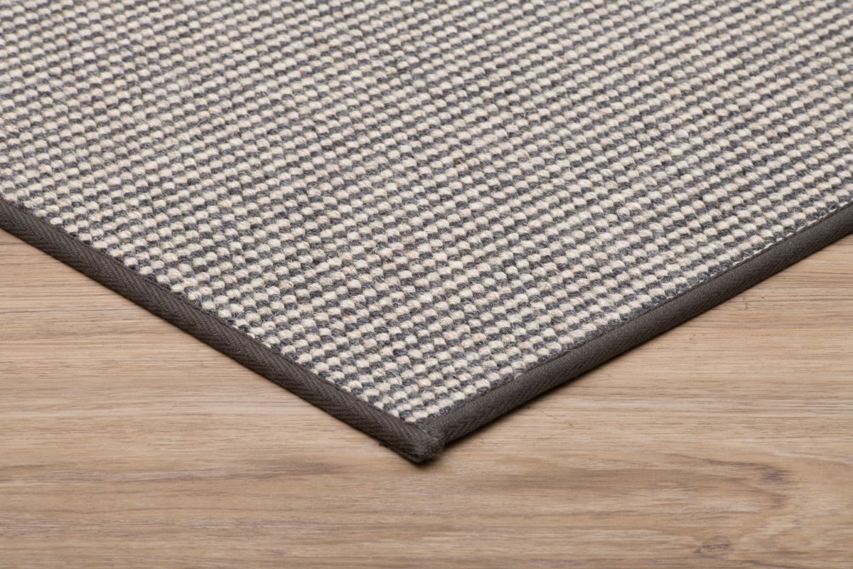 V Select Rugs Lassiter – Fine Rugs of Charleston