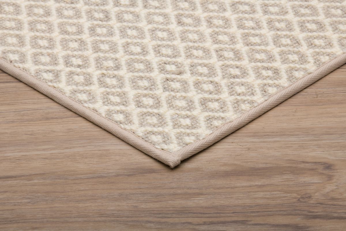 T01016006_SAMPLE