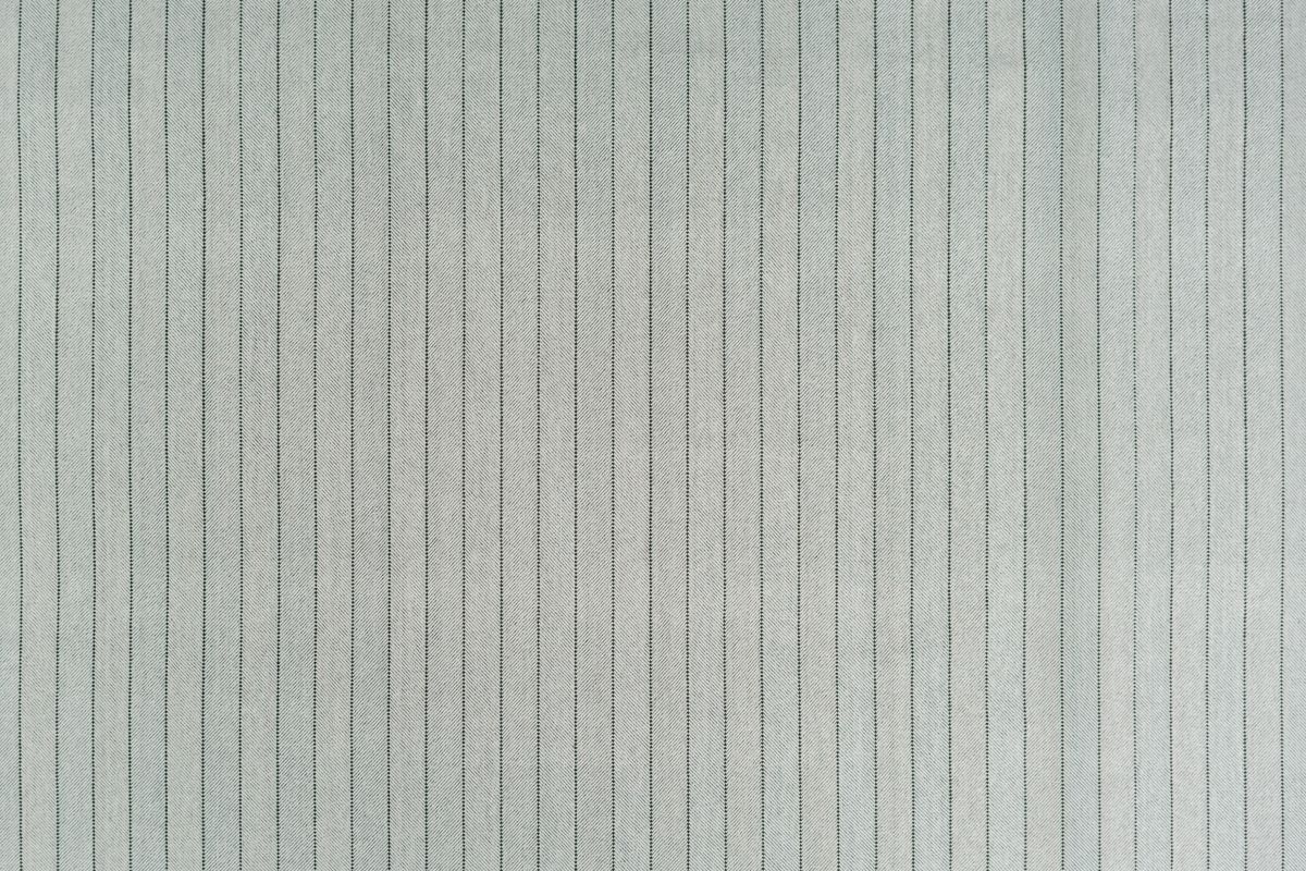 32 Pearl/charcoal
